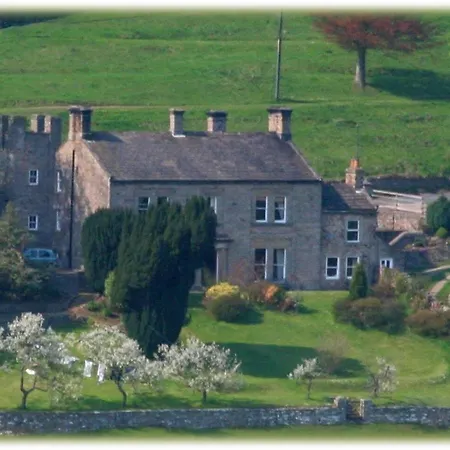 Stunning 8 Beds Country Retreat Nr Richmond