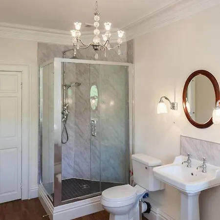 Stunning 8 Beds Country Retreat Nr Richmond Feriehus
